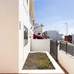 Casa Malo Garden And Sea View Townhouse *