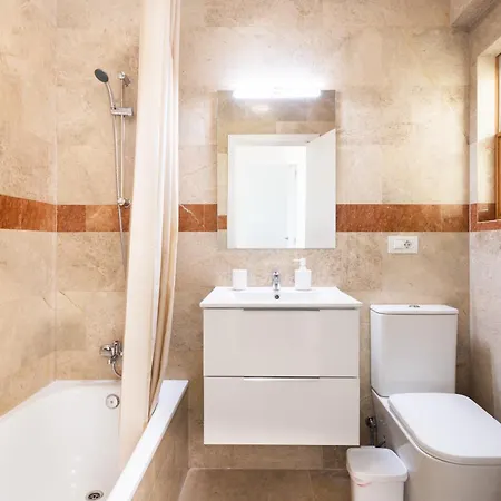 Summer Dream House - Garden And Sea View Townhouse Nyaraló