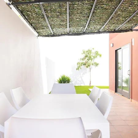 Summer Dream House - Garden And Sea View Townhouse La Jaca