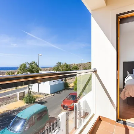 Summer Dream House - Garden And Sea View Townhouse Nyaraló