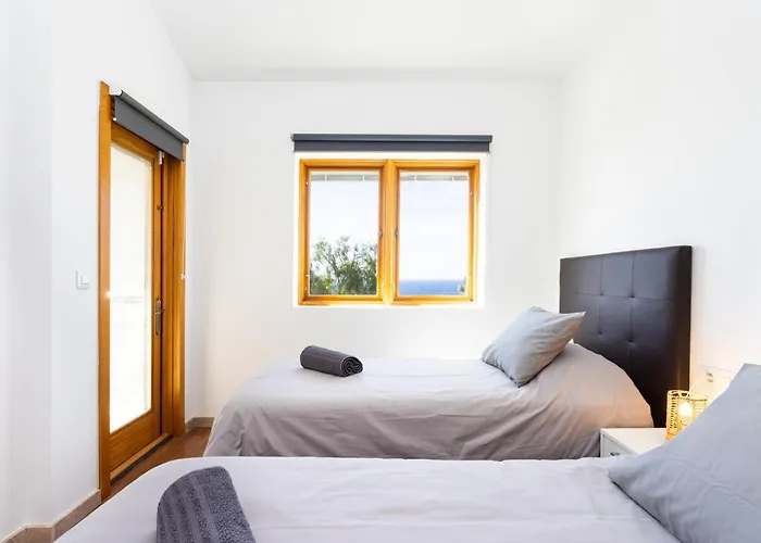 Casa Malo Garden And Sea View Townhouse