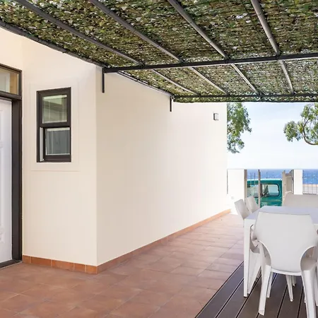 Holiday home Summer Dream House - Garden And Sea View Townhouse