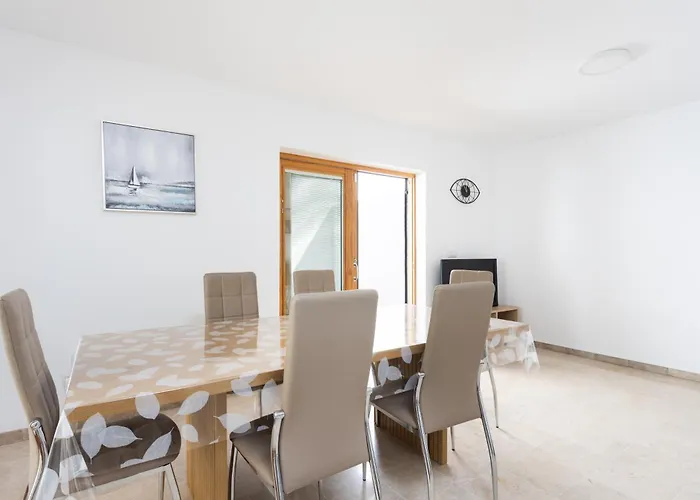 Casa Malo Garden And Sea View Townhouse * La Jaca